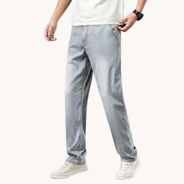 Men's Casual Straight-Leg Jeans with Relaxed Fit