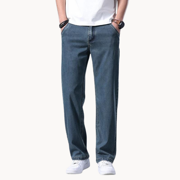 Men's Classic Straight Fit Jeans