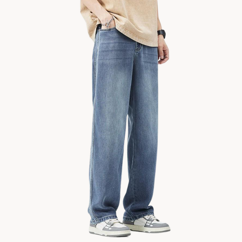 Men's Relaxed Wide-Leg Jeans