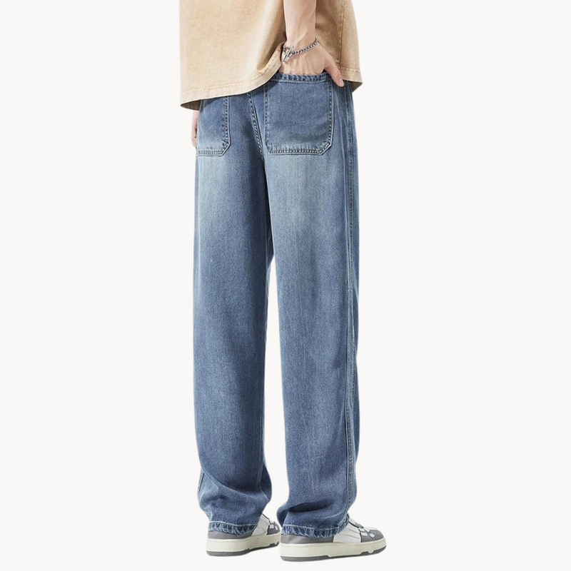 Men's Relaxed Wide-Leg Jeans