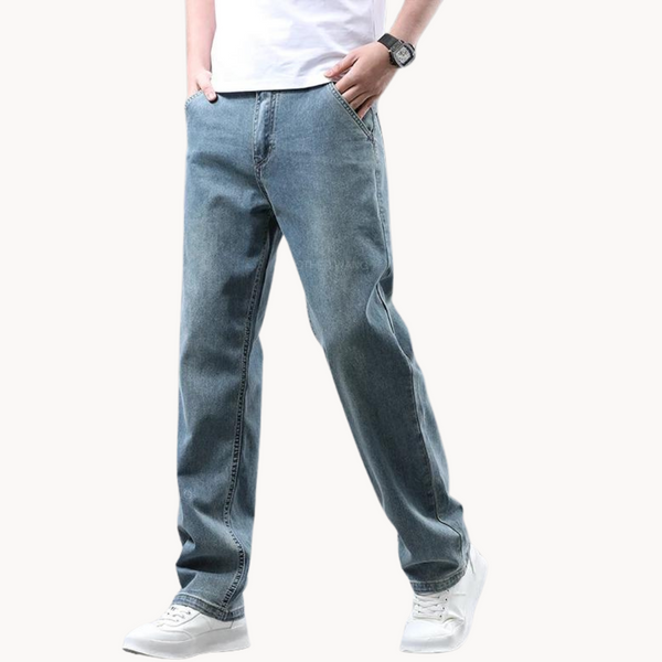 Men's Relaxed Fit Straight Leg Jeans