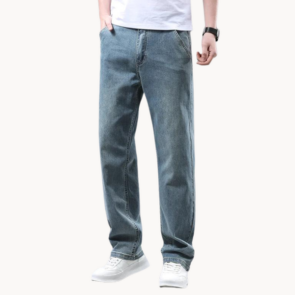 Men's Relaxed Fit Straight Leg Jeans